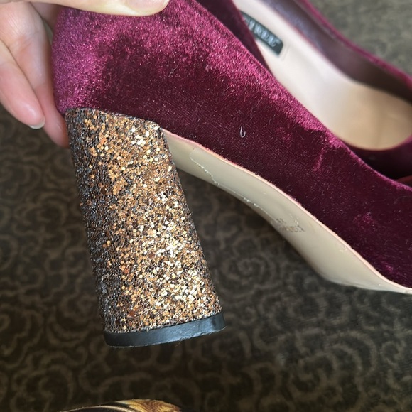 Big Tree Heels Elegant Velvet Pumps - Picture 7 of 8